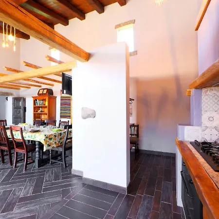 Oliviola By Interhome