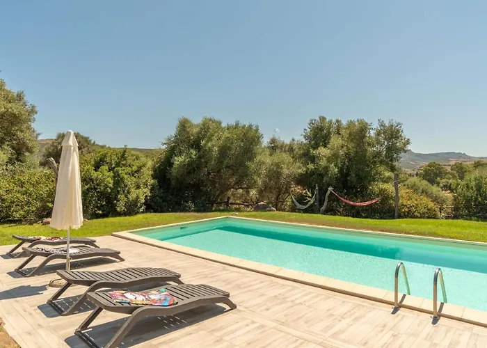 Ferienhaus Oliviola By Interhome